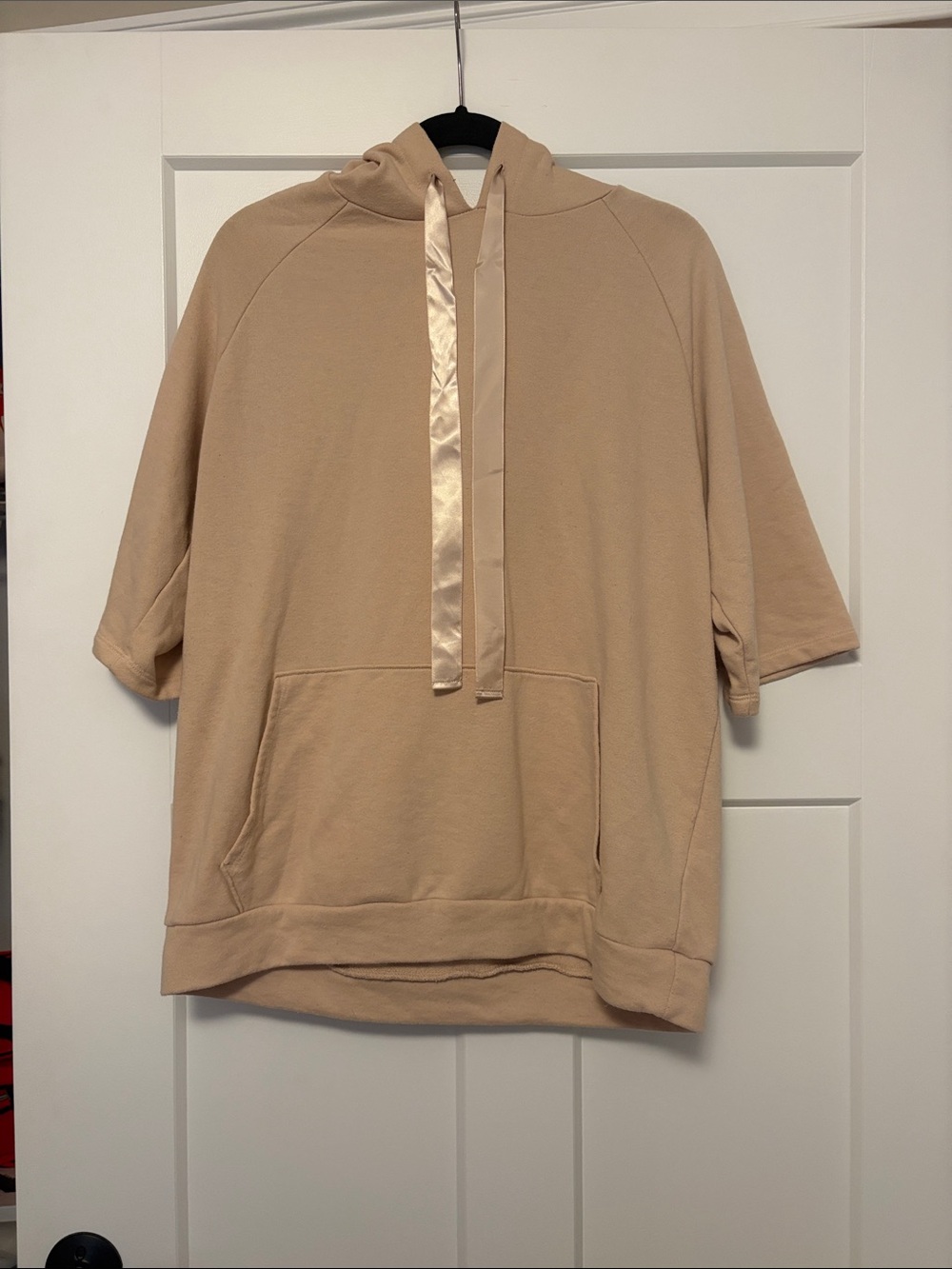 Mid-length sleeve hoodie